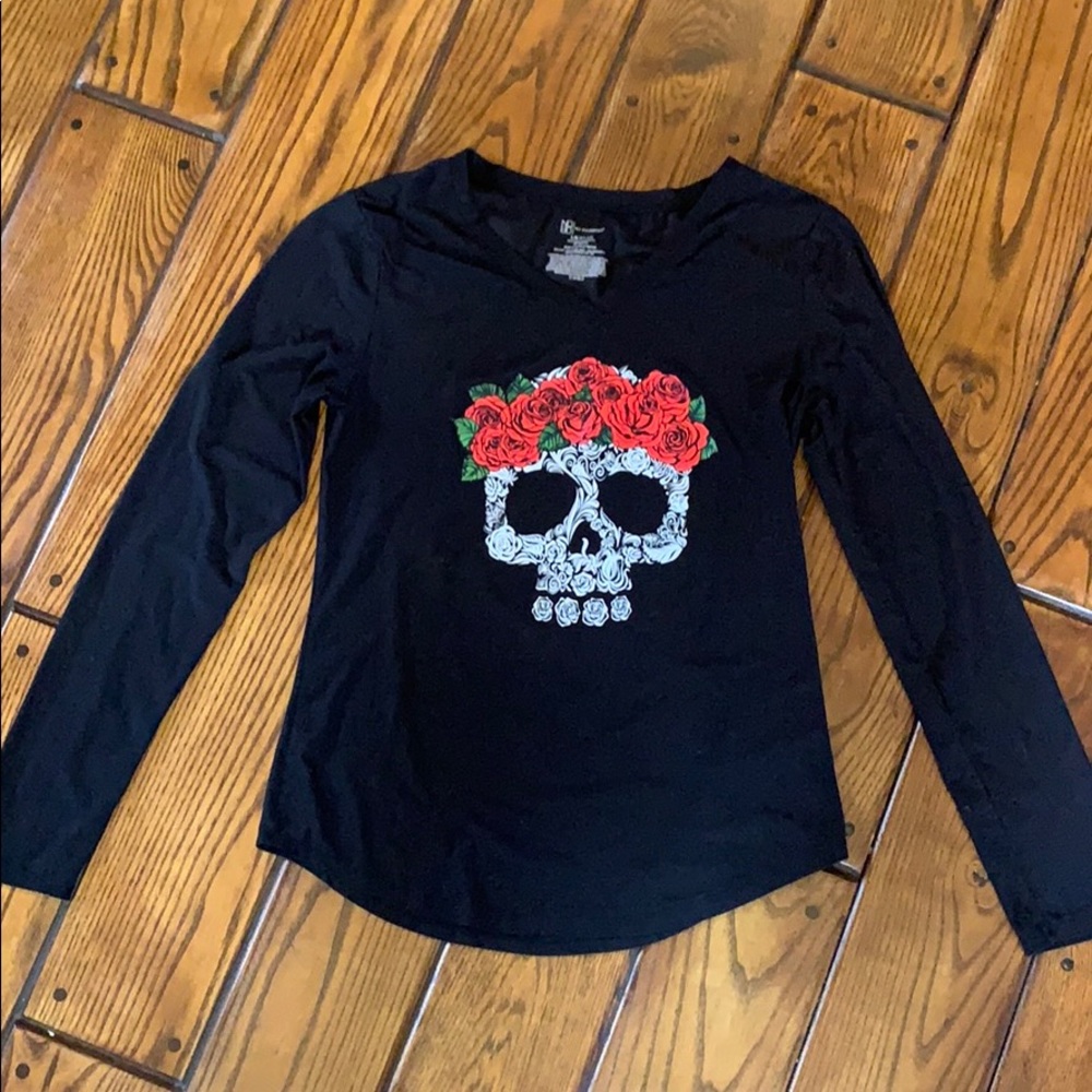 Skull shirt